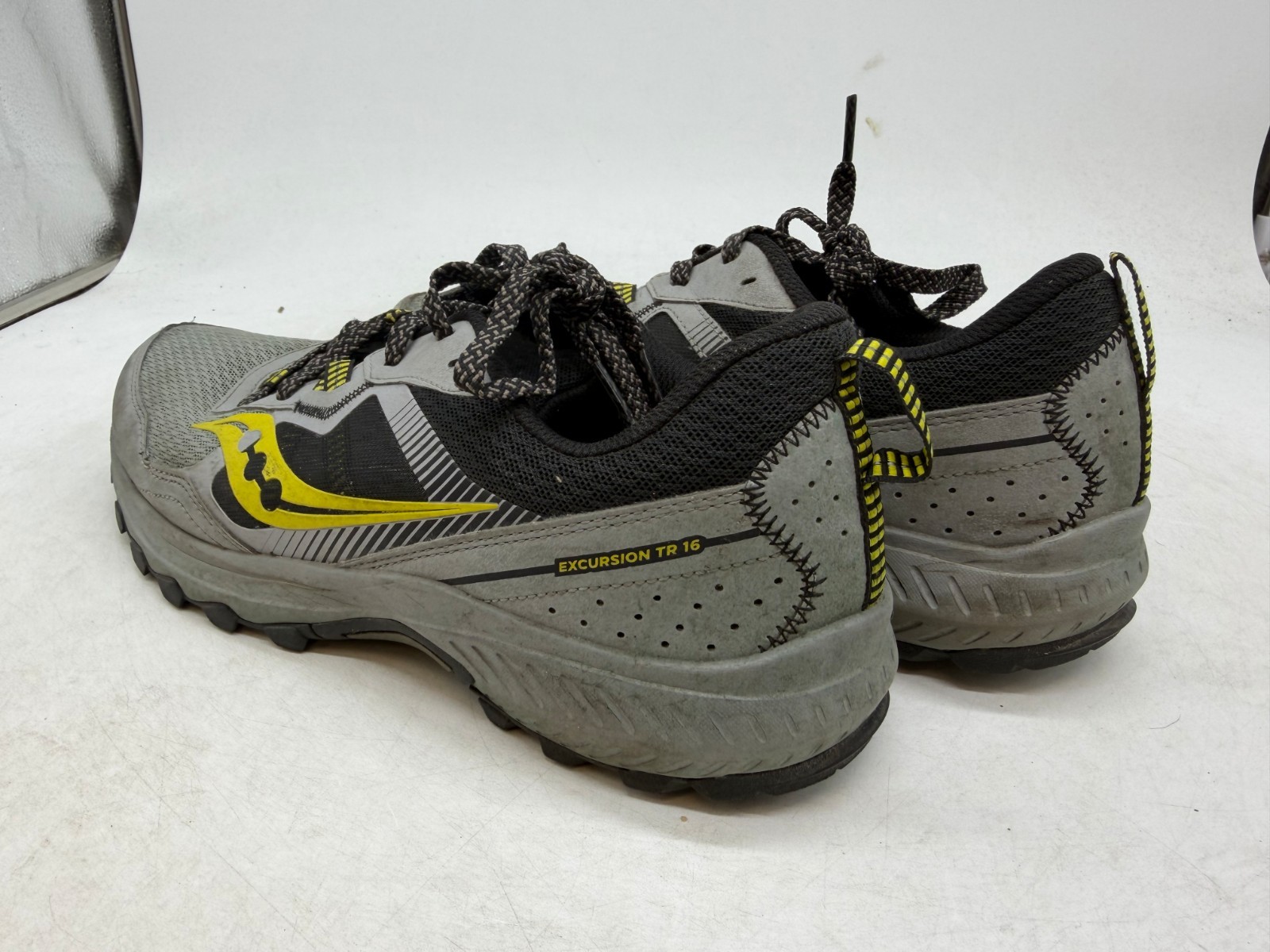 Saucony Excursion TR16 Trail Running Sneakers Men’s Fossil Black Lace Up – 10