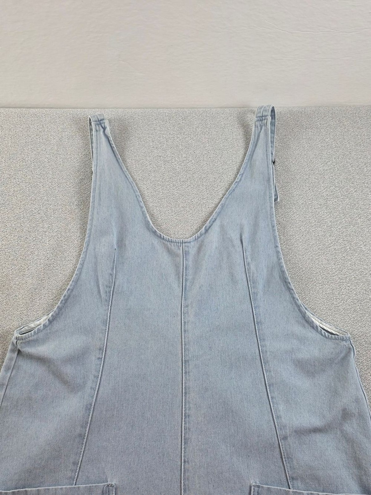 Light Wash Denim Jumpsuit Overalls Blue Adjustable Straps Women’s Lg