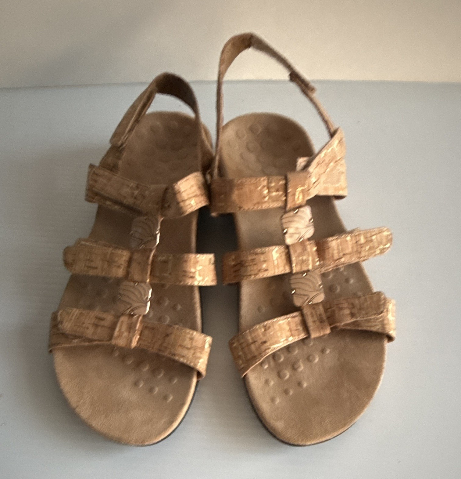 Vionic Women’s Beige Strappy Hook & Loop Ankle Strap Flat Sandals US 11