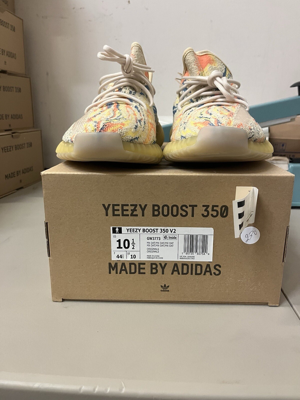 Size 10.5 – adidas Yeezy Boost 350 V2 Low MX Oat