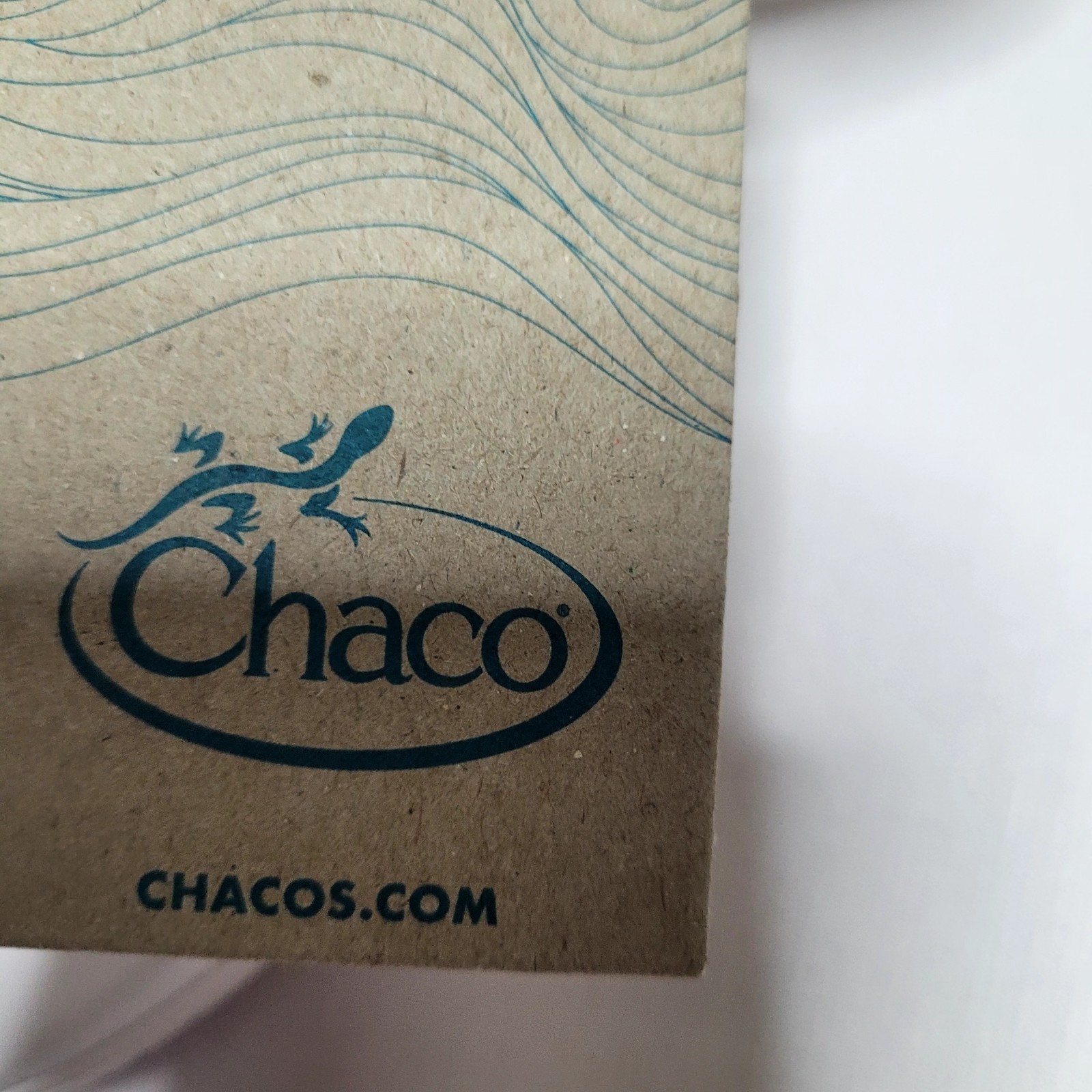 New!! Women’s Size US8 White Chaco Chillos Slide