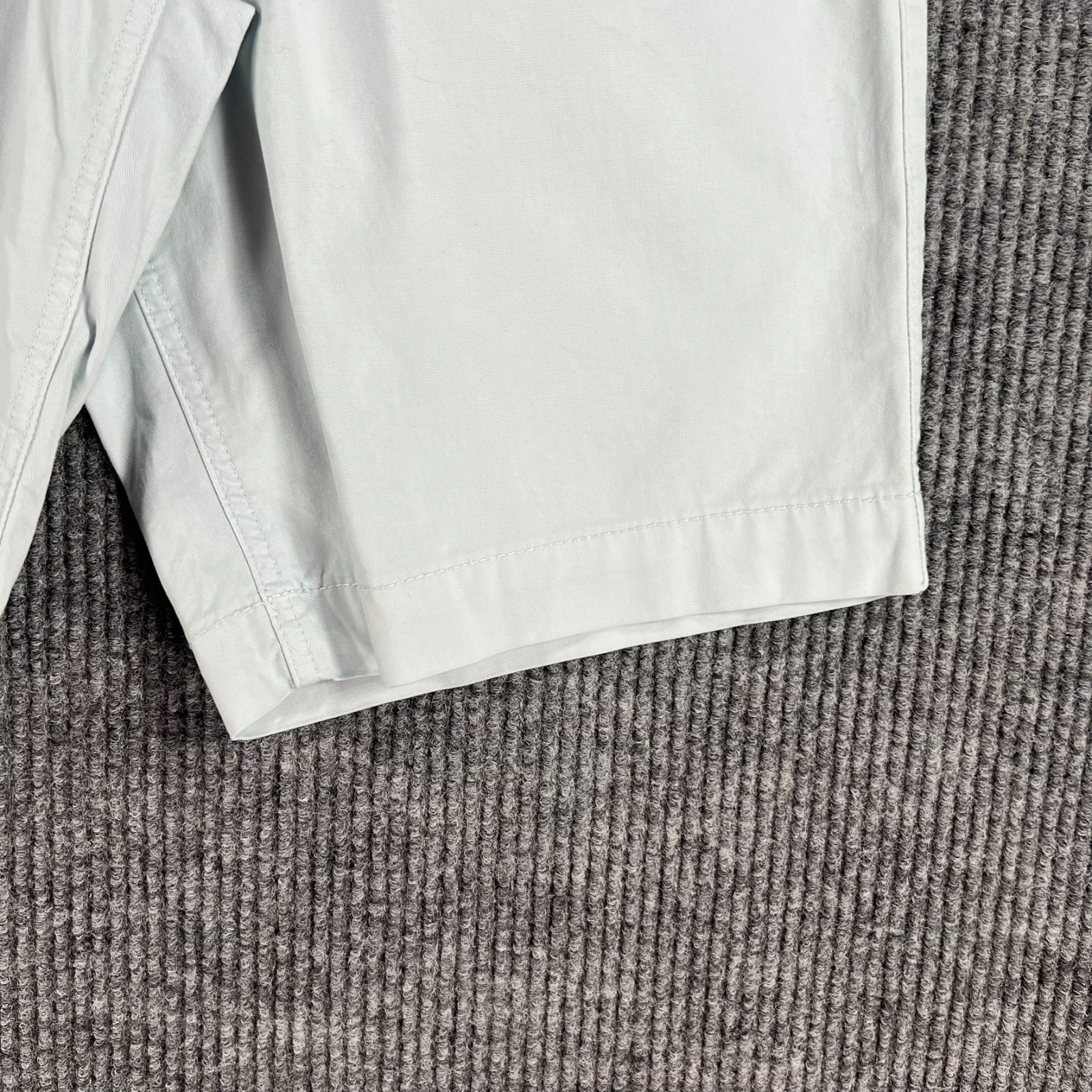 American Eagle Shorts Mens Size 31 Gray Chino Next Level Flex Casual New