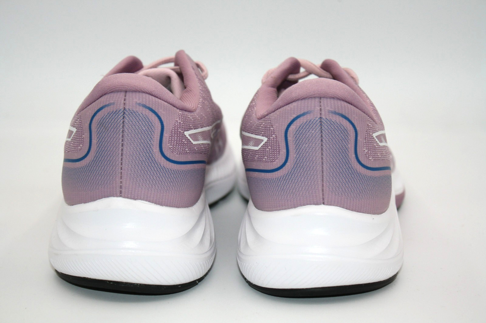 ASICS Gel Excite 9 Womens Training Shoes Size 8.5 Purple / White
