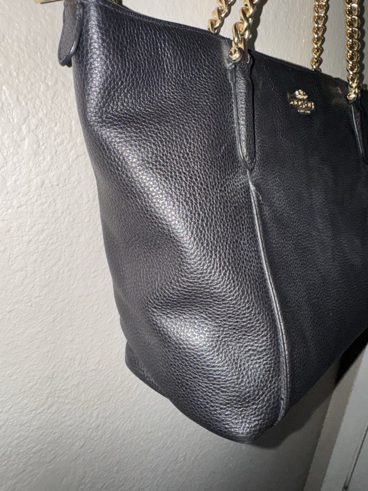 Authentic Coach Ava Chain Tote Black CLEAN