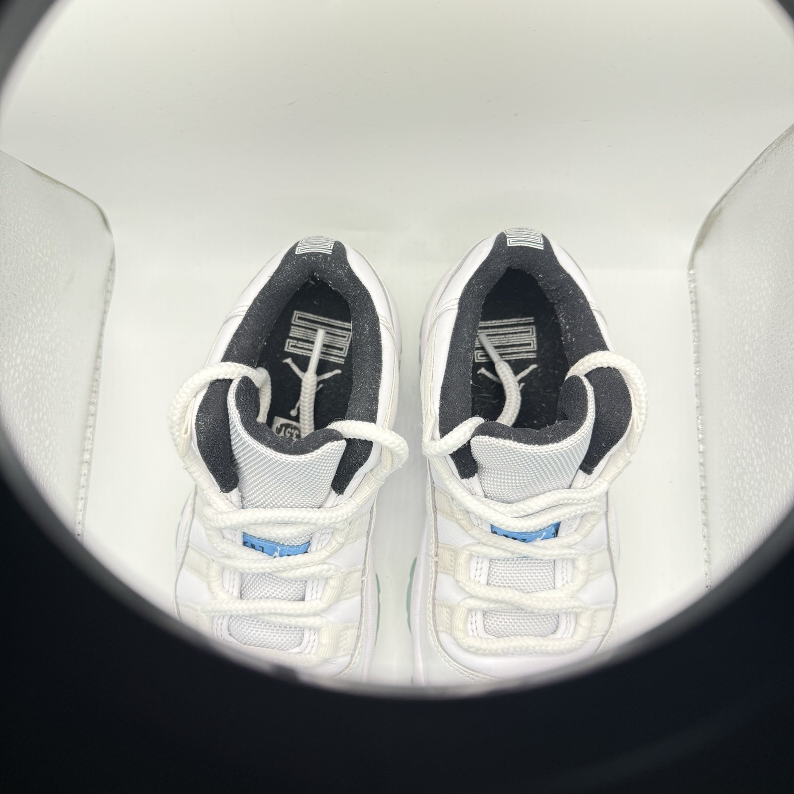 Nike Air Jordan 11 Low GS Legend Blue 3.5 Y Basketball Shoes