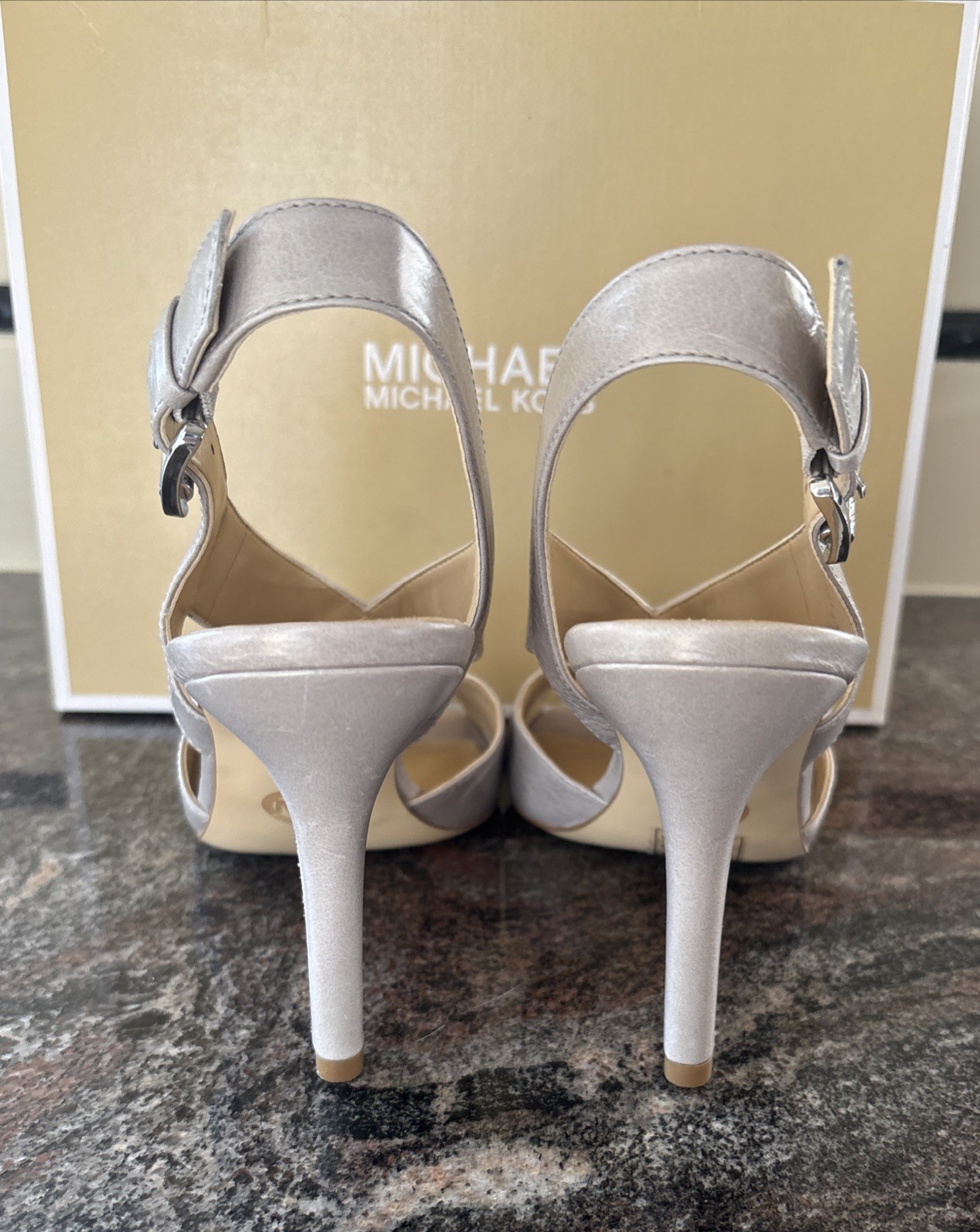 8.5 MICHAEL Michael Kors Becky Strappy Sandals Heels Pearl Grey Open Toe EXC