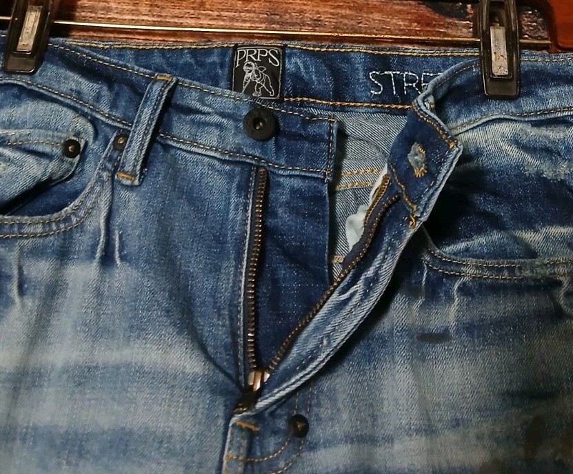 PRPS Jeans Size 30 Micaiah Skinny Distressed Paint Splatter 33.5″ Inseam NWT