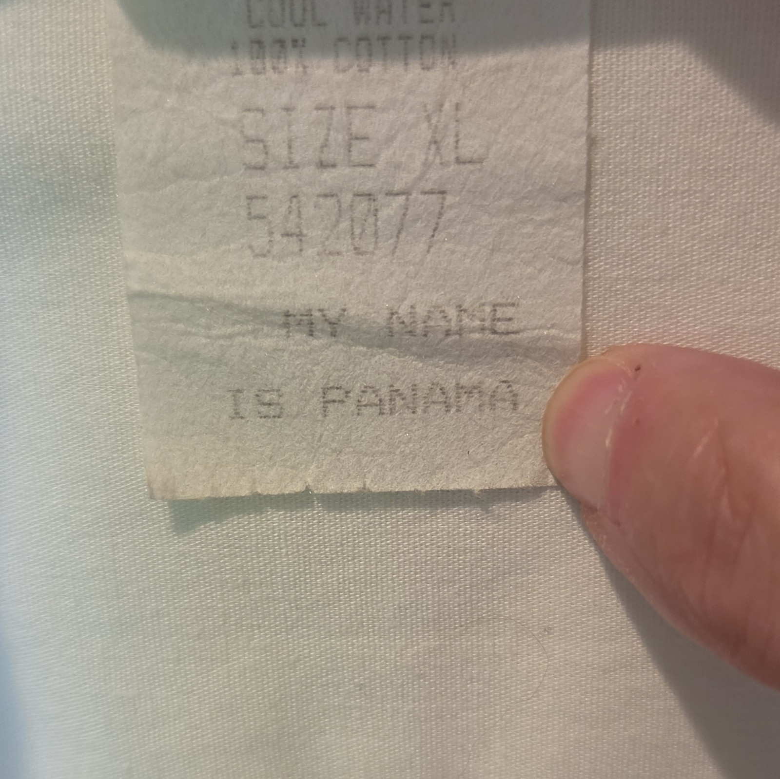 My Name Is Panama Men’s XL White Woven Cotton Button-Up Shirt Embroidered F22