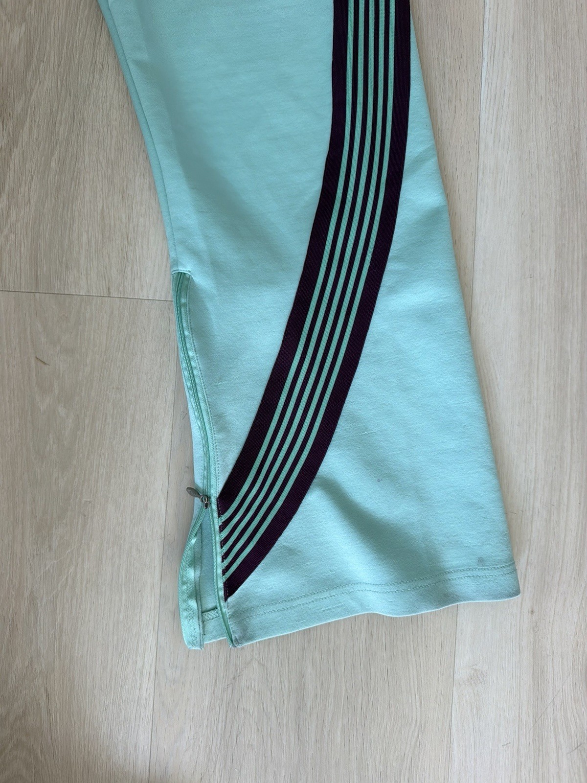 MNML Flare Sweatpants Tan Blue