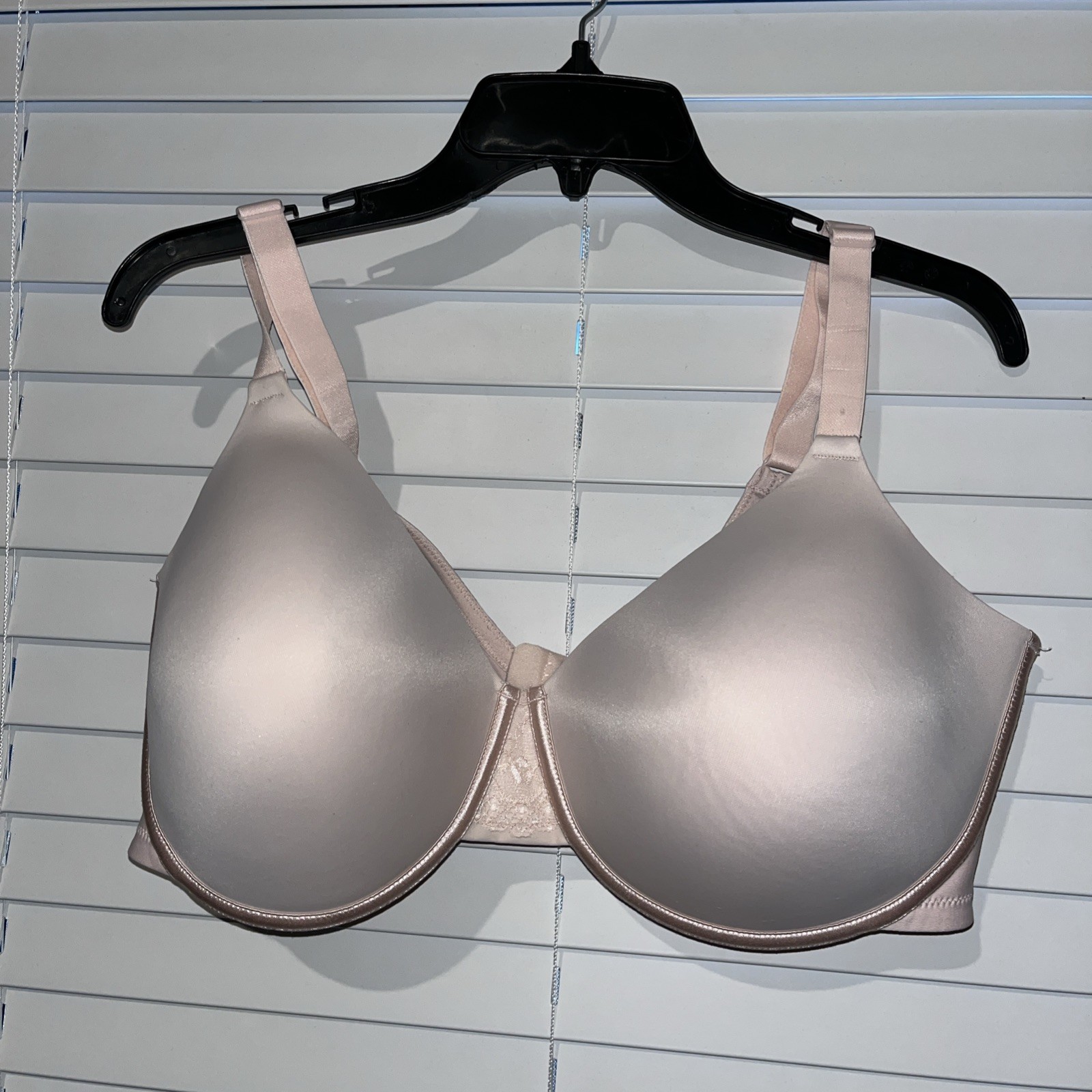 Vanity Fair T Shirt Bra 76528 Radiant Collection Lightly Lined Size 40DDD Pink