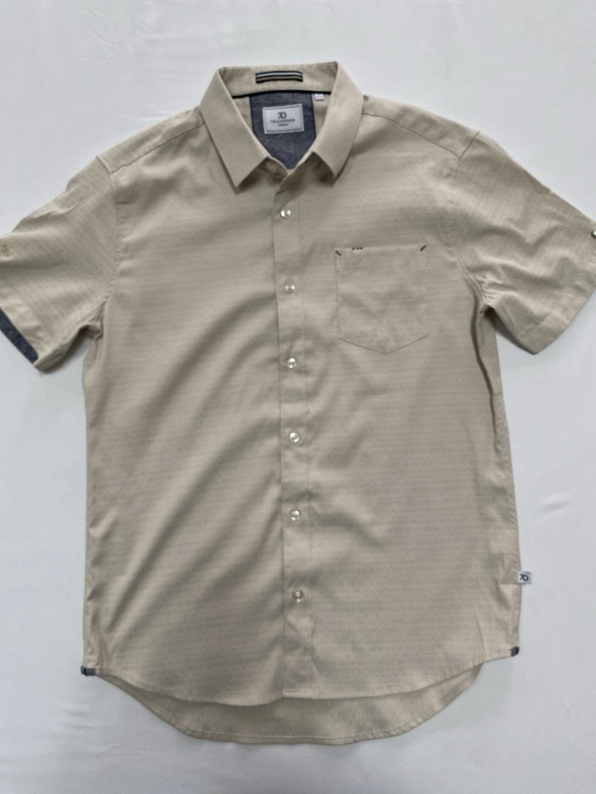 7 DIAMONDS Pretzel Logic Jacquard Stretch Short Sleeve Shirt Tan Men’s Small
