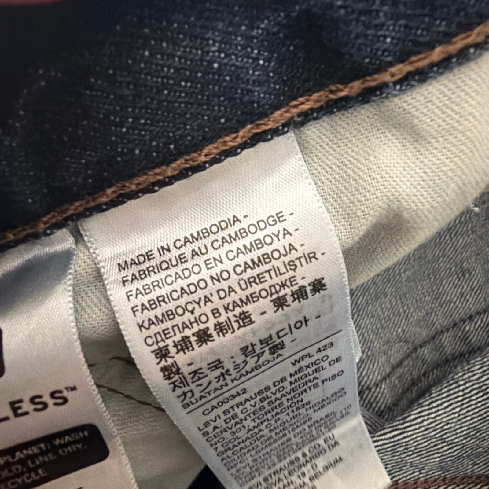 Levis 527 Jeans Mens 32 Boot Cut Slim Fit Mid Rise 100% Cotton Denim Cowboy