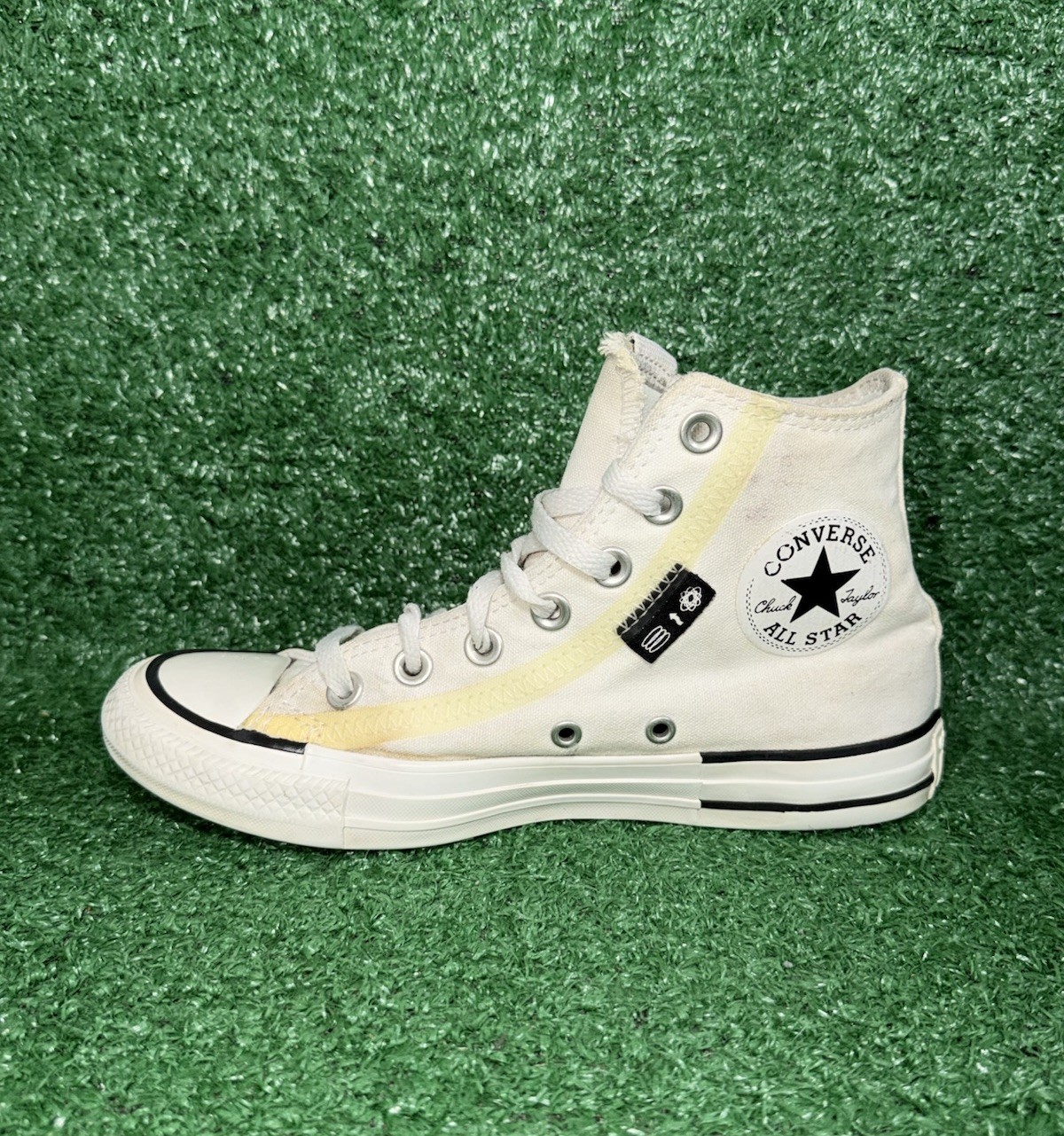 Converse Chuck Taylor All Star Womens Size 6.5 White Casual Shoes Skate Sneakers