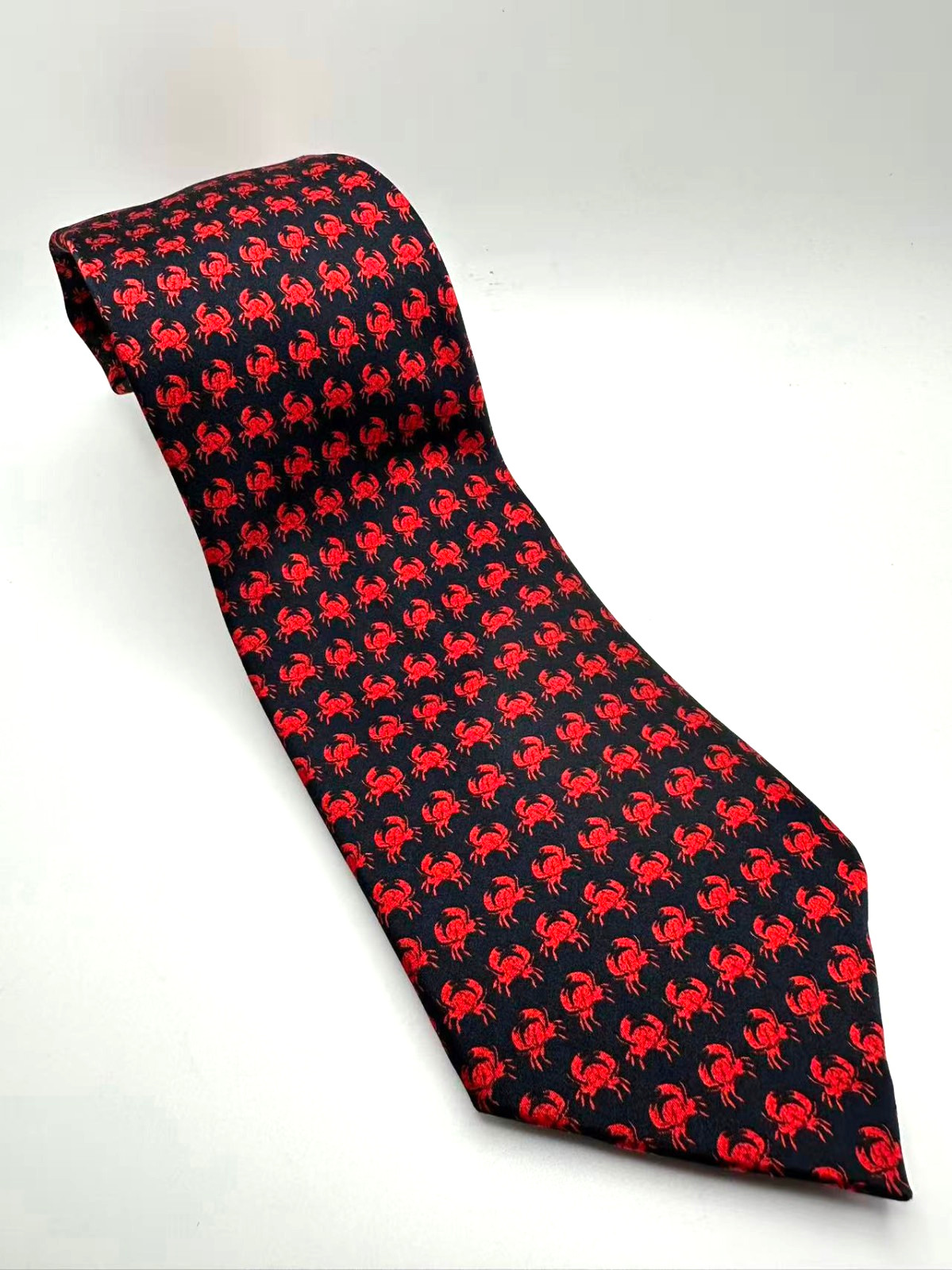 Museum Artifacts Mens Silk Neck Tie Handmade Black-Red Crabs 59×3.5 Satin