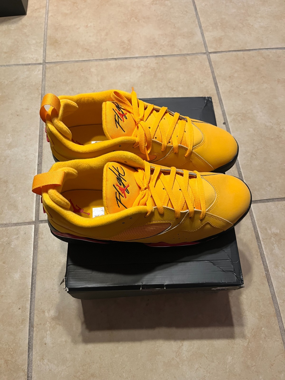 Nike Air Jordan MVP 92 Taxi Yellow University Red Sneaker IO7437-705 Men’s 13