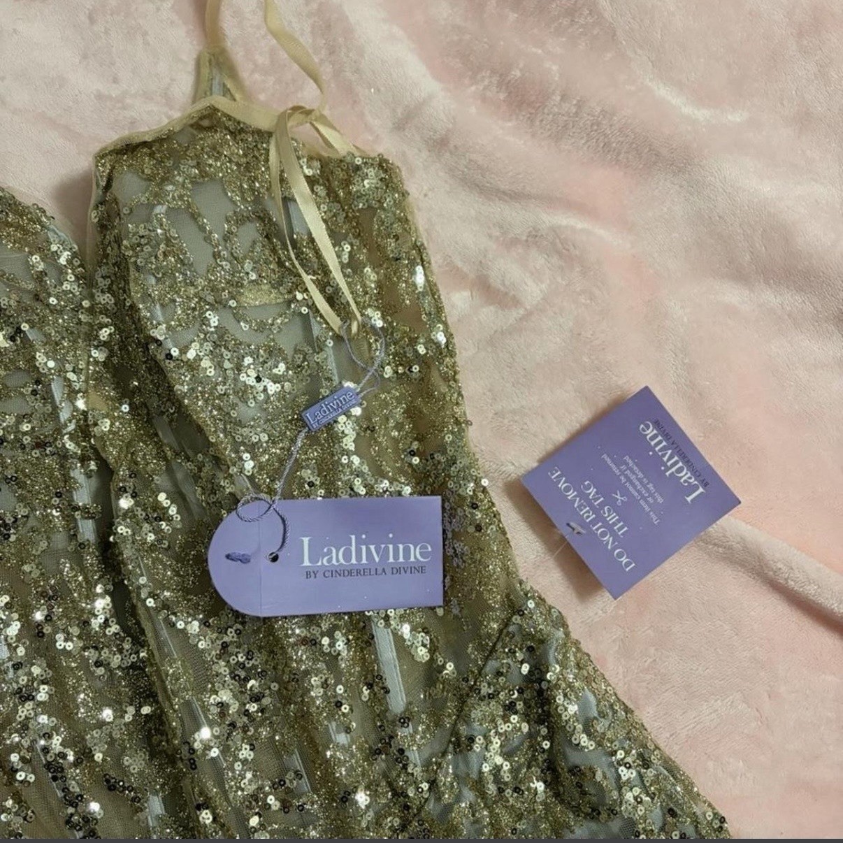 Ladivine by Cinderella Divine Glitter Sequin Mermaid Gown Gold Silver Size 8
