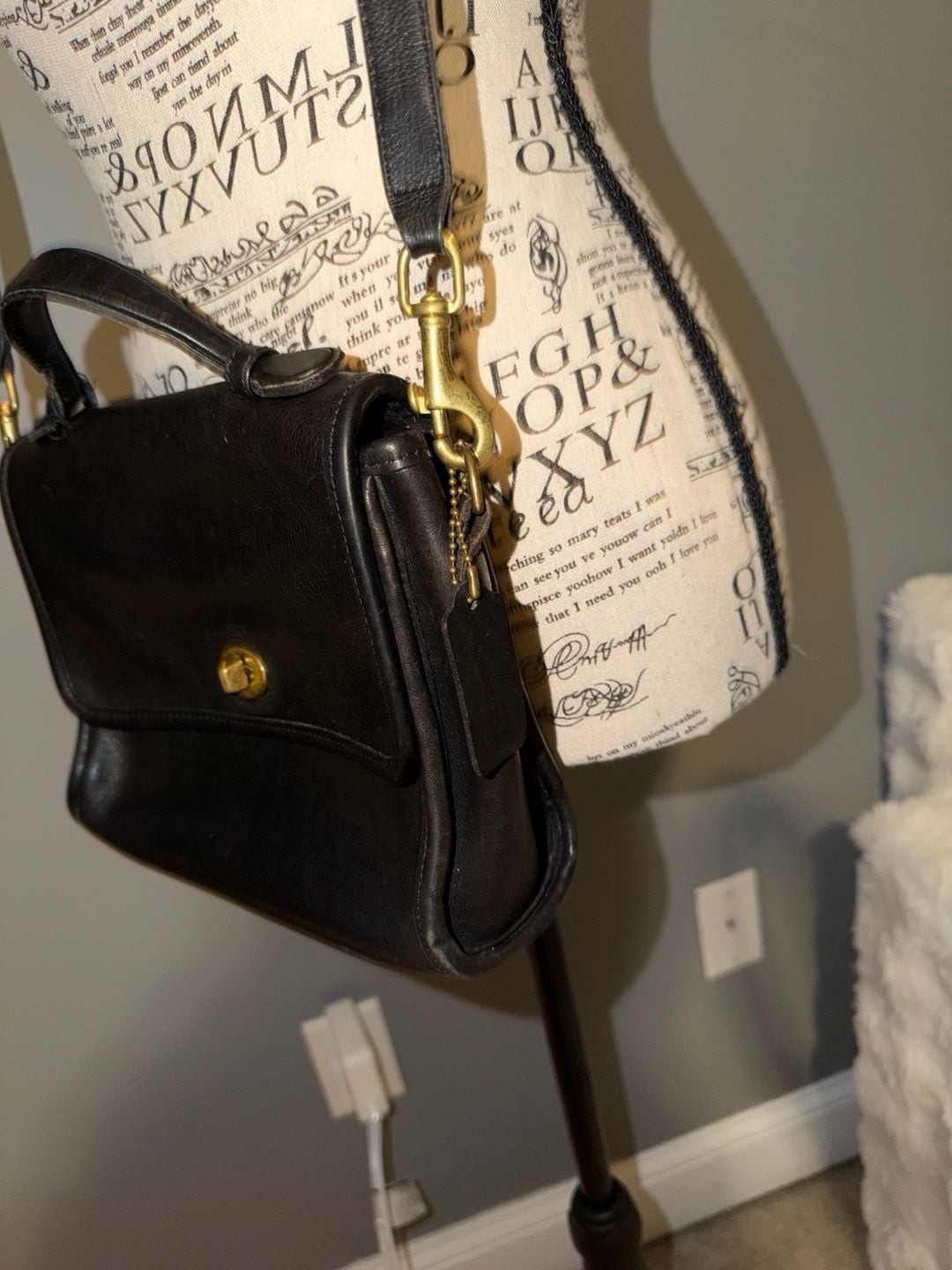 Vintage Coach Leather Turnlock Top Handle Crossbody Bag
