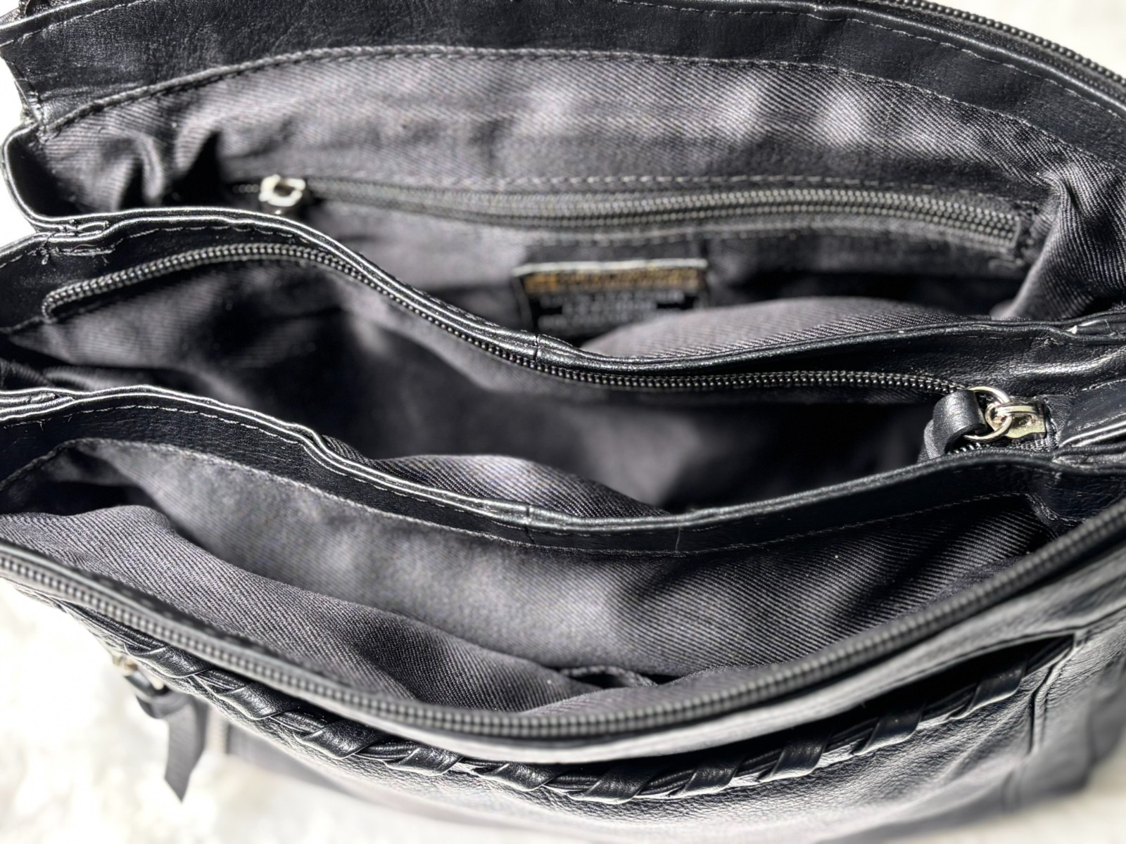 Great American Leatherworks Black Leather Crossbody Bag With Adjustable Strap
