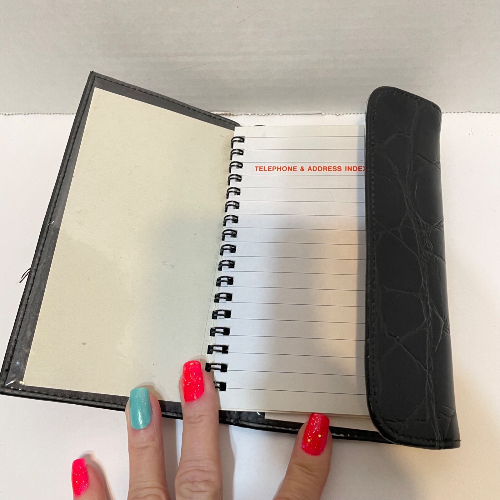 Vintage Faux Croc Embossed Black Leather Address Phone Memo Organizer 6.75×4″