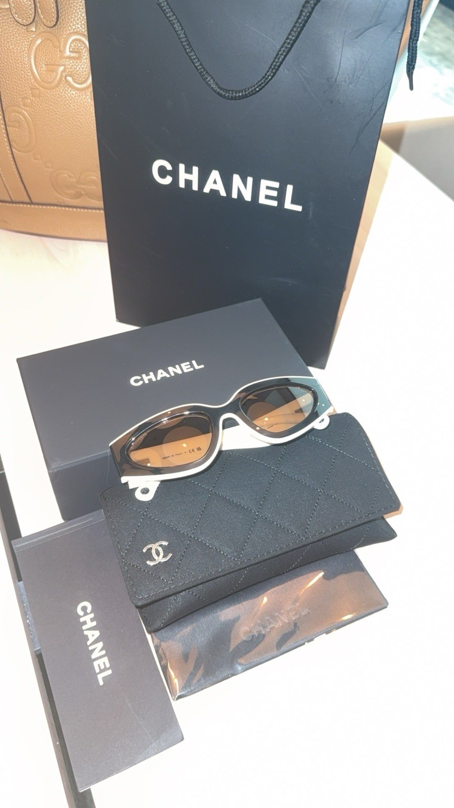 CHANEL Sunglasses Black &White Cat Eye CC Logo Authentic CH 6056 1656/53