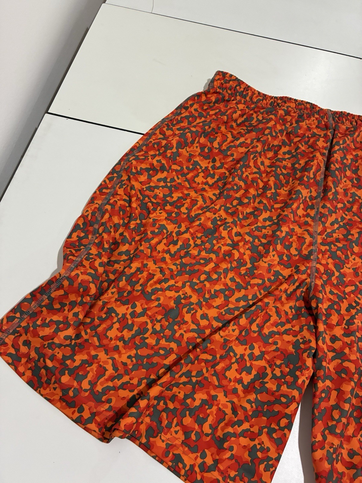 Nike Shorts 2XL Orange Camo 10″ Inseam Running Club Training Sports Retro Hoops