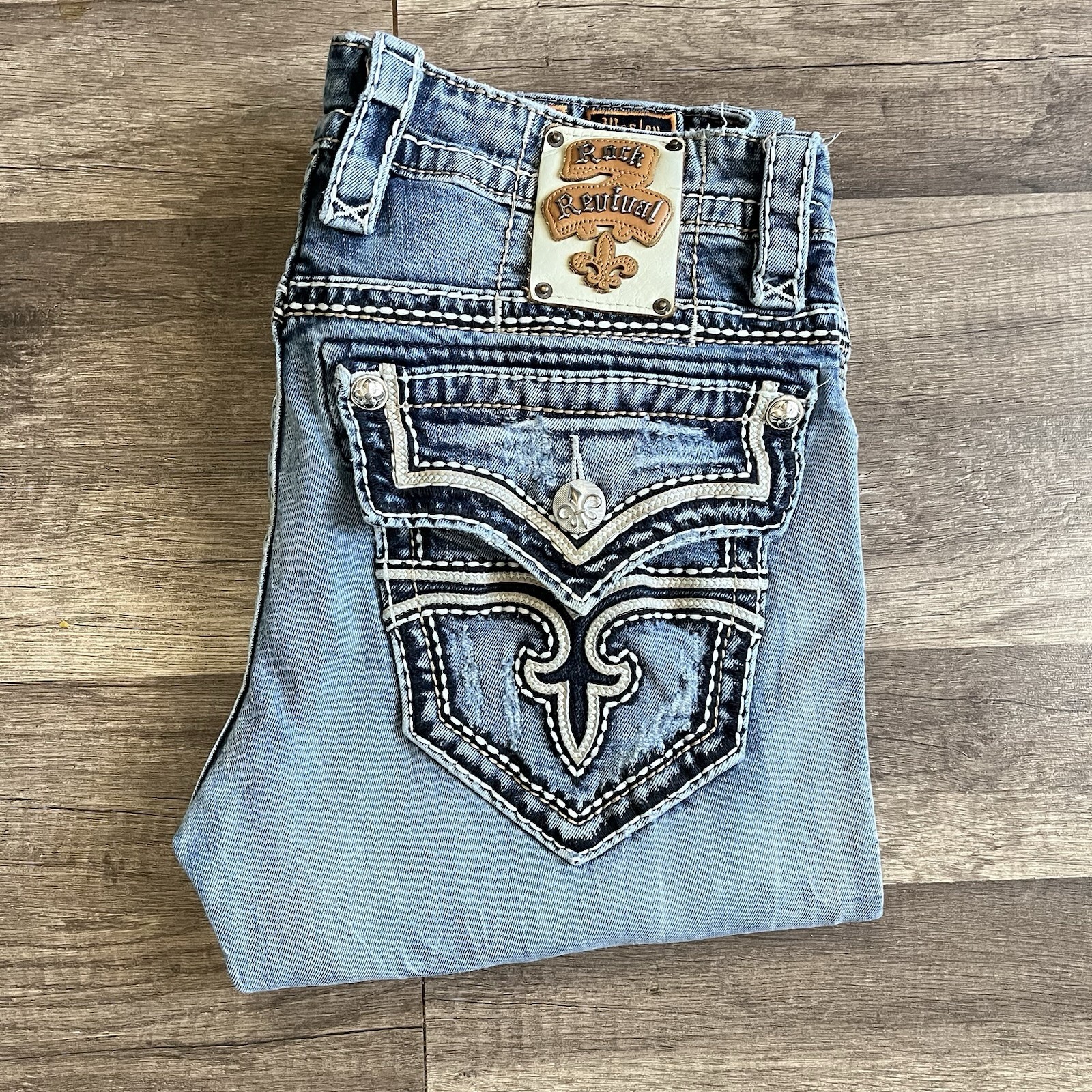 Rock Revival Mens “Wesley” Straight Mens 33×32 (32×32) Light Blue Denim 🔥
