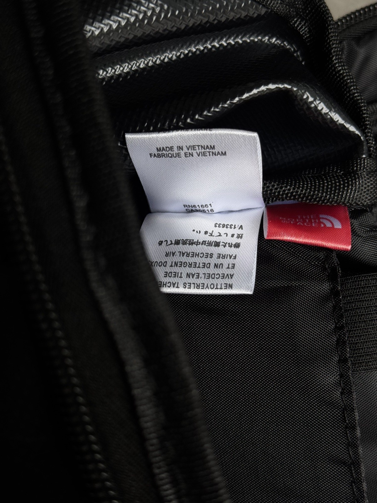 [The North Face] Exclusive 30L Fuse Box Backpack Travel Triple Black New