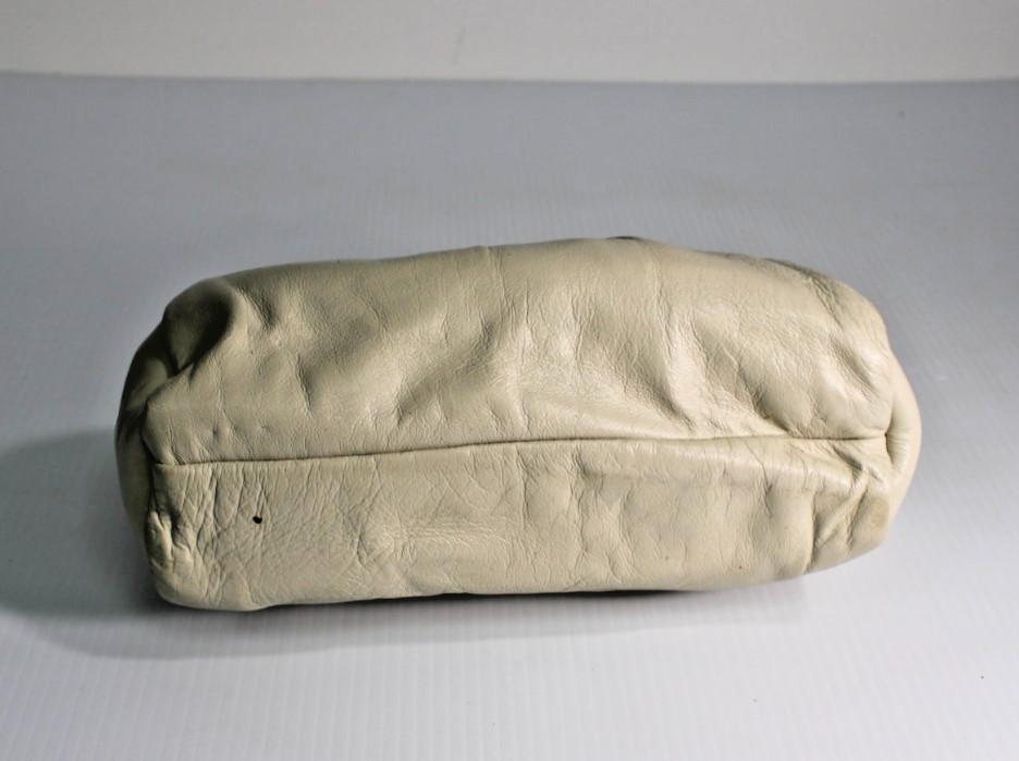 Vintage Andé Cream Slouchy Genuine Leather Handbag Lucite Tortoiseshell Handles