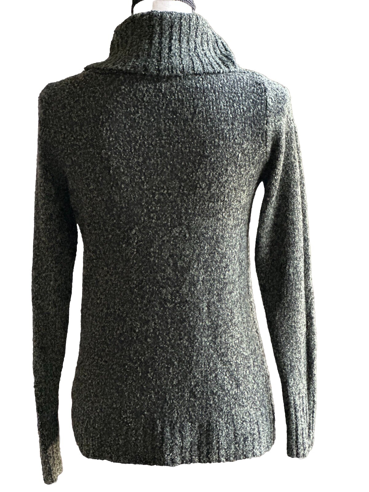 Woman’s Olive green sweater Turtle Neck Cowl Neck Size Small #scandi
