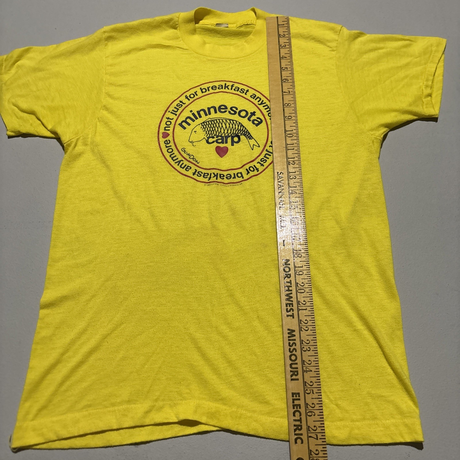 Vintage 80s Minnesota Carp Graphic T-Shirt Fish XL Screen Stars Yellow