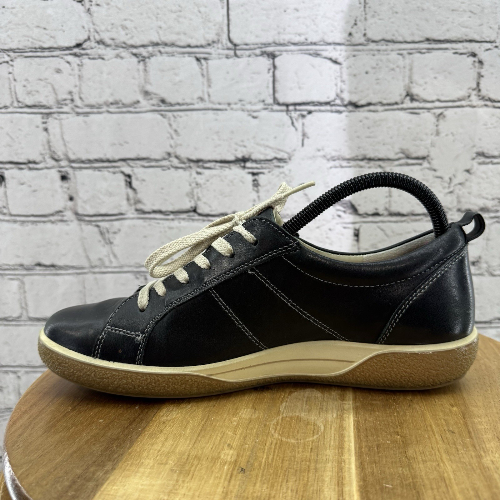 Ecco Chase II Leather Black Lace Up Low Casual Sneaker Women’s Sz EU 40 US 9-9.5