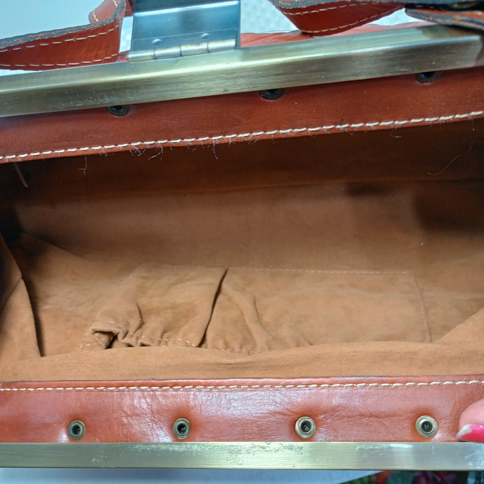 Patricia Nash Floral Embossed Cognac Leather bag Medium Brass Bottom Studs EUC