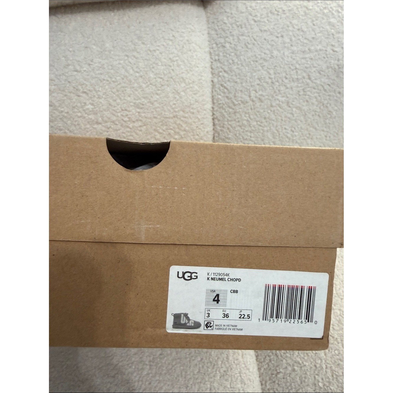 UGG Kids Short Suede Boots in Light Gray