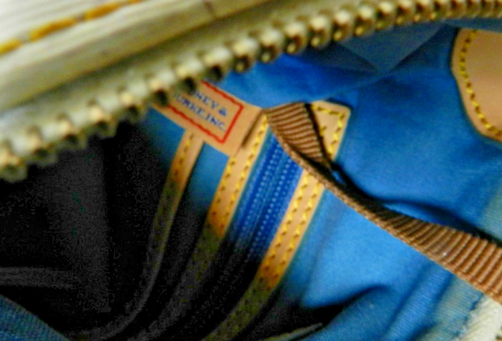 Dooney & Bourke Canvas w/ Leather Cupcake Crossbody bag purse zip top front pkt