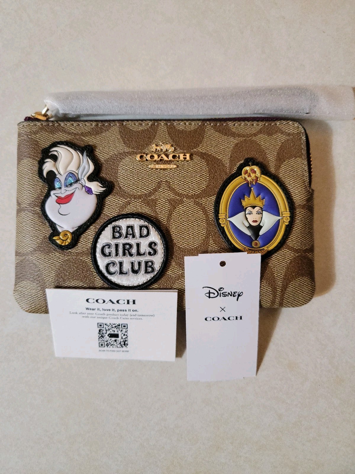 Disney x Coach Signature Canvas Villains Ursula Evil Queen Snow White Wristlet