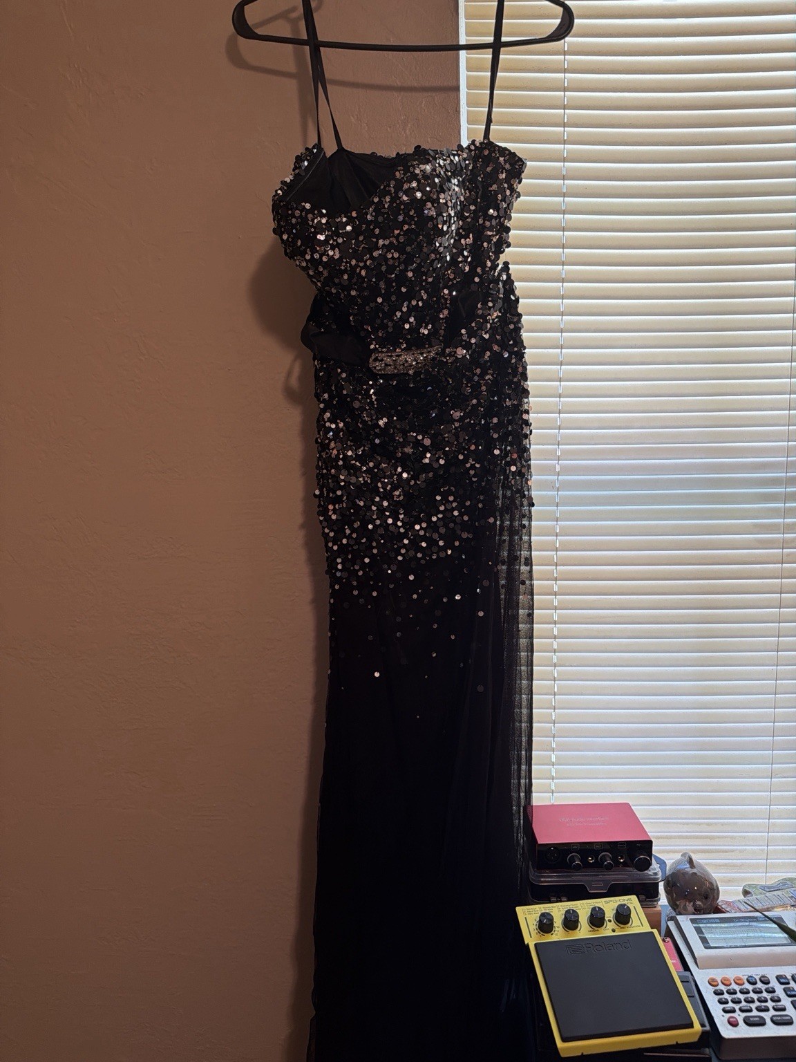 Nina Canacci Black Sequin Formal Prom Dress Size 6 Evening Gown Rhinestone
