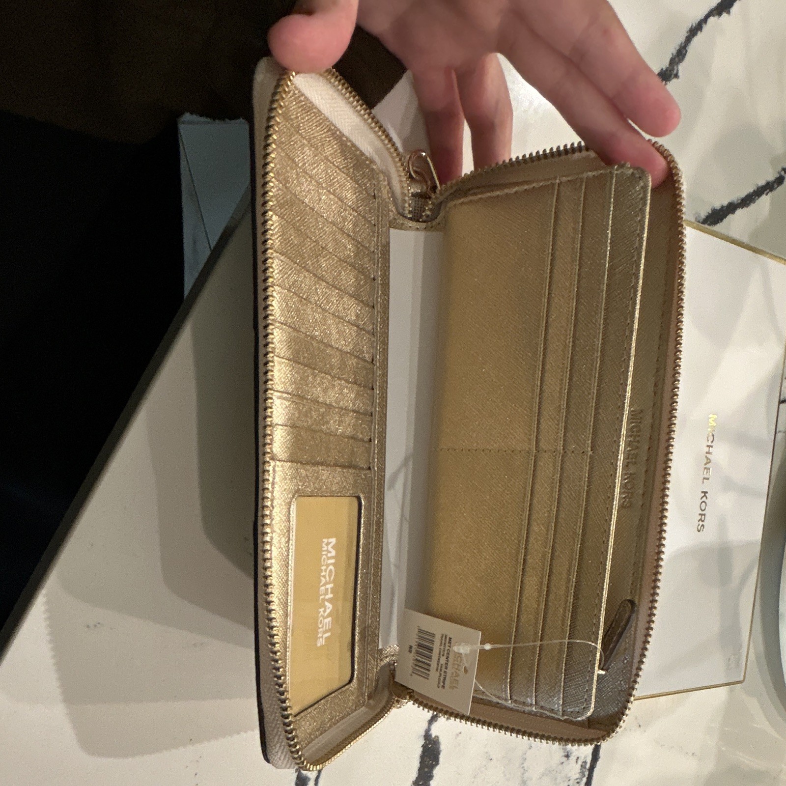 Michael Kors Logo Zip-Around Wristlet Wallet Organizer Credit Card Gold Ivory