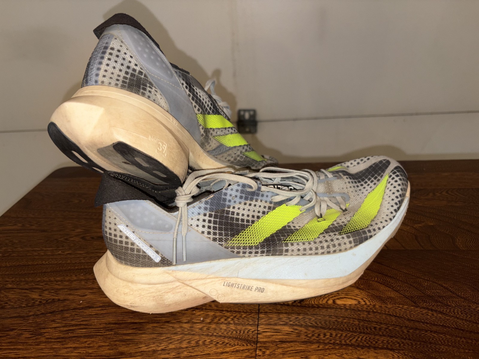 Men’s size 10 – adidas Adizero Adios Pro 3 Wonder Blue Lucid Lemon