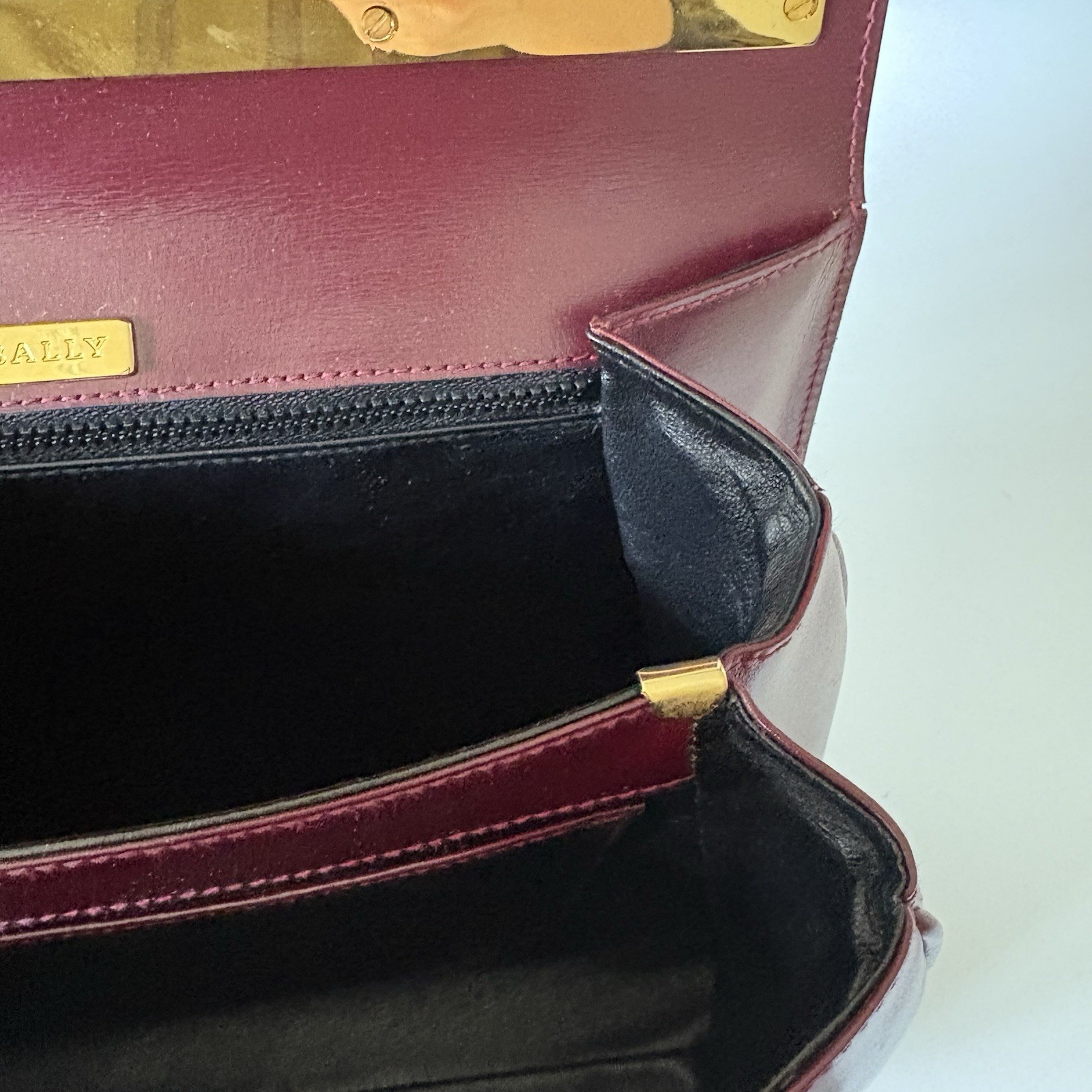 Authentic BALLY Hand bag Burgandy Leather From Japan 01058