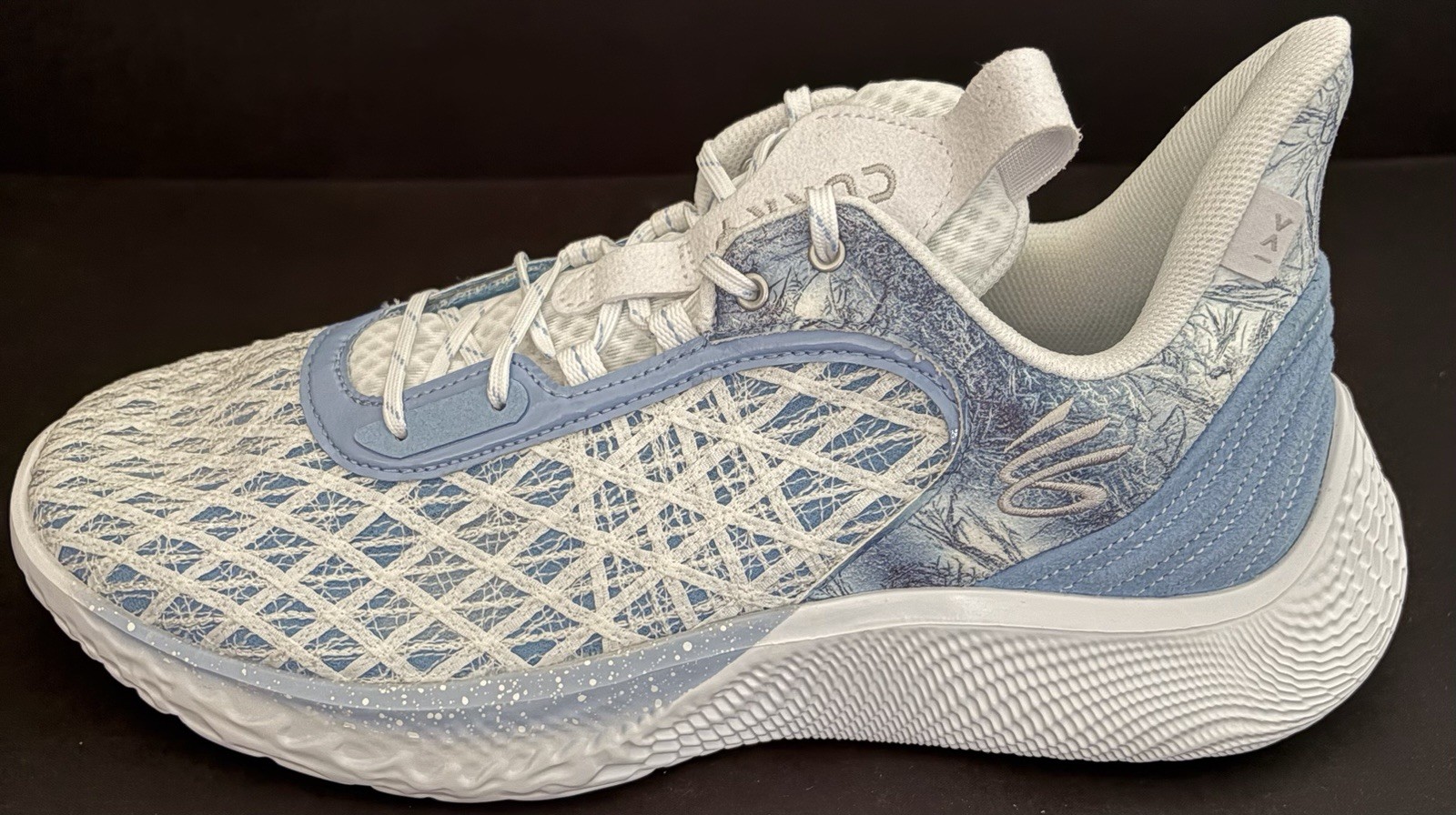 Under Armour Curry Flow 9 x Disney Frozen Basketball Men Sz 13 New 3026200-408
