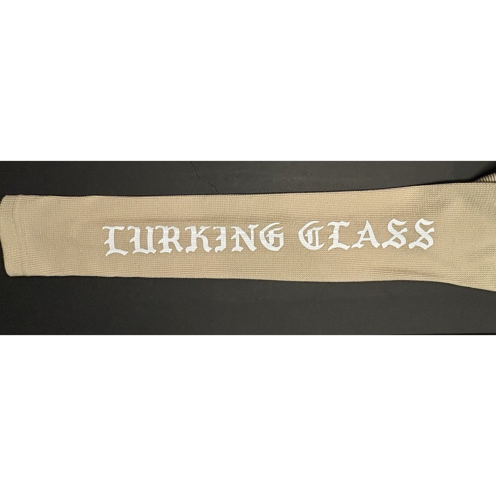 Lurking Class by Sketch XL Tank Old English Cream Thermal Long Sleeve Crop Top
