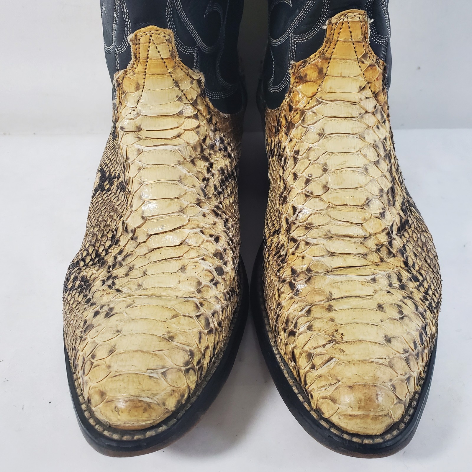 Vintage Laredo Mens 8D Python Snakeskin Cowboy Boots Black Leather USA Made