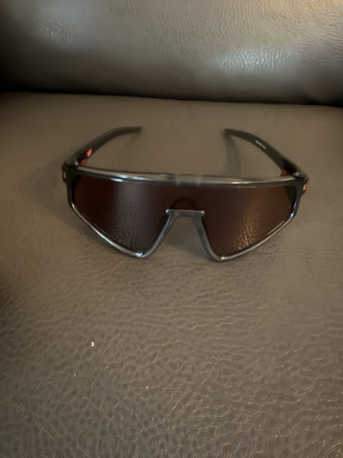 Oakley Latch Panel – NEVER WORN BRAND NEW NO TAGs With Case