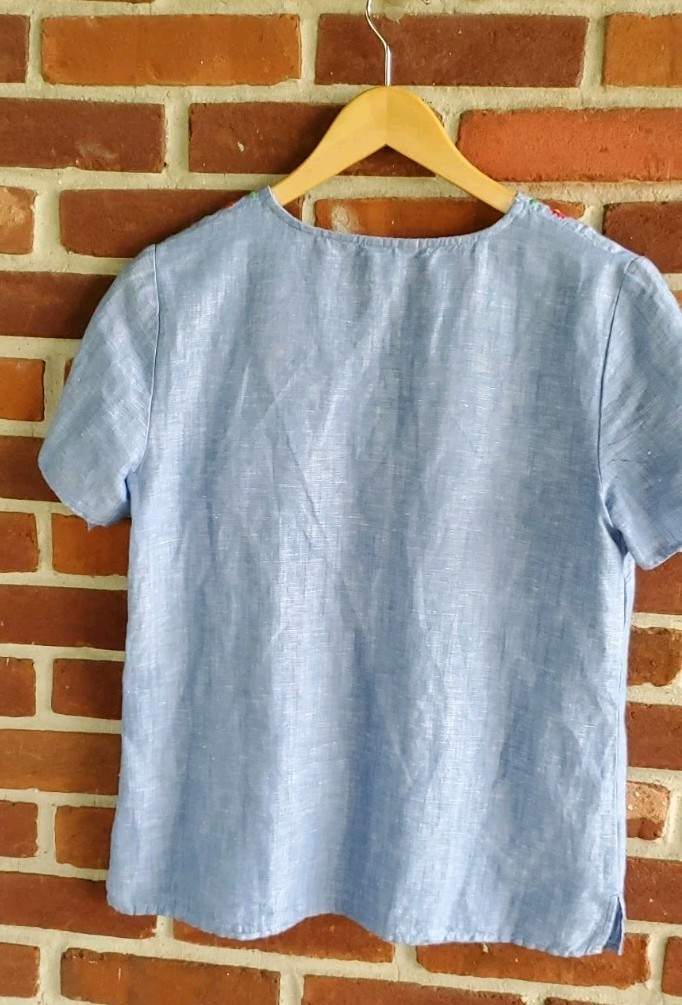 Talbots XS womens chambray blue shirt floral embroidery EUC linen cotton blend