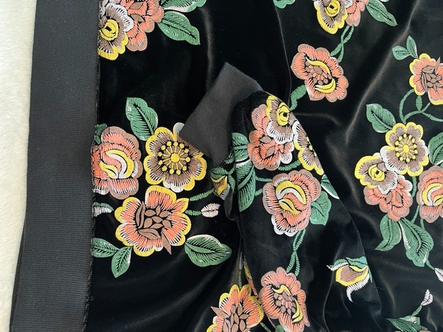 BCBGeneration Womens Shirt Sz Med Pullover Long Sleeve Floral