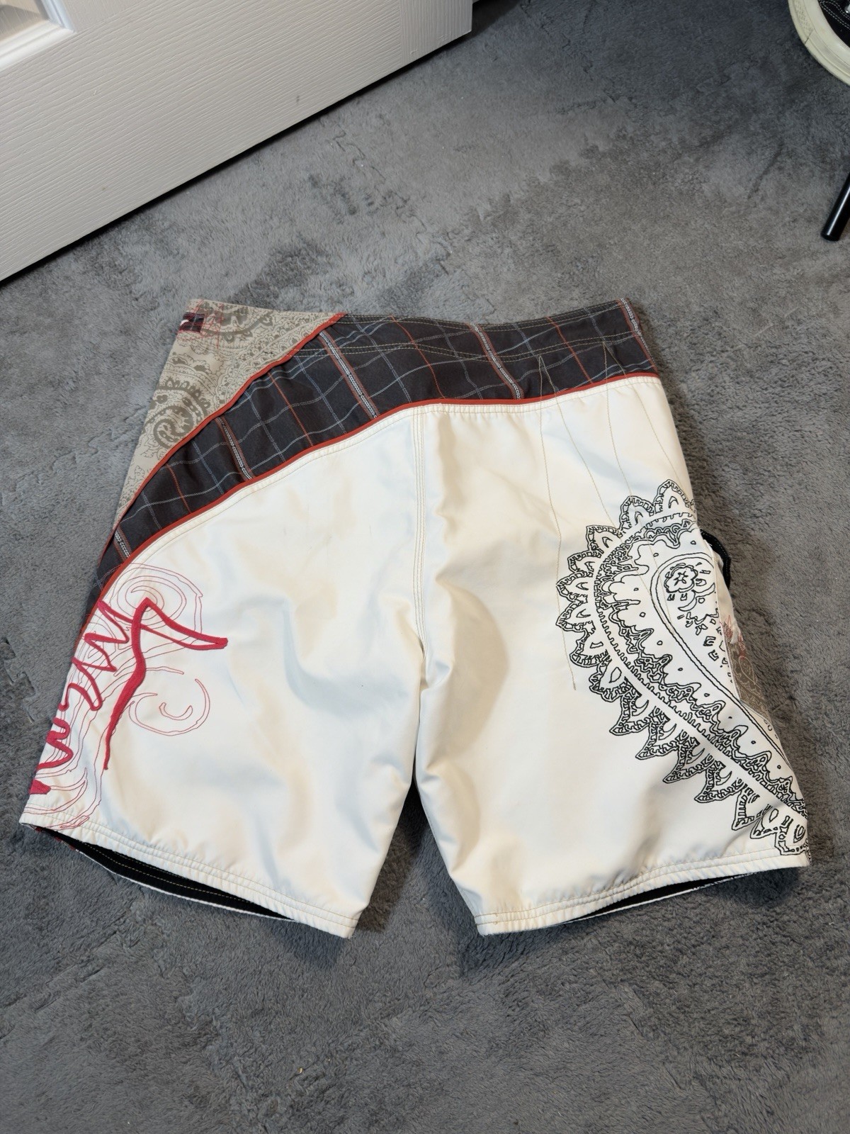 Rusty Men’s Boardshorts Paisley White/Gray/Black/Red Size 36 Drawstring