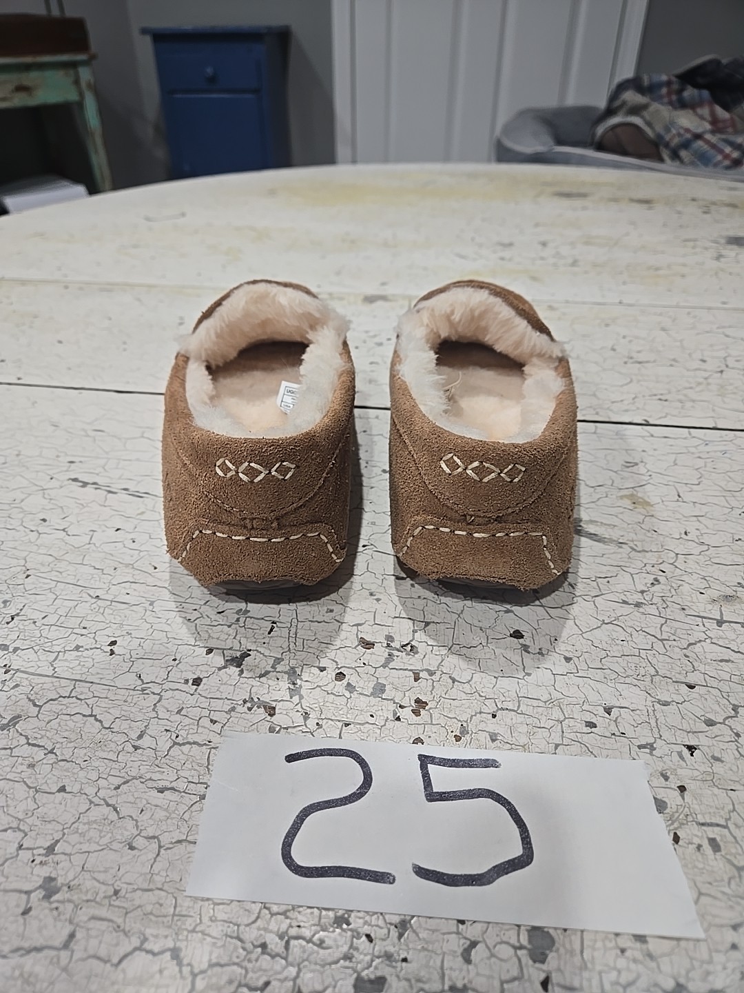 Ugh Ansley Slipper 1106878 W Women’s Chestnut Suede Size 7D-38