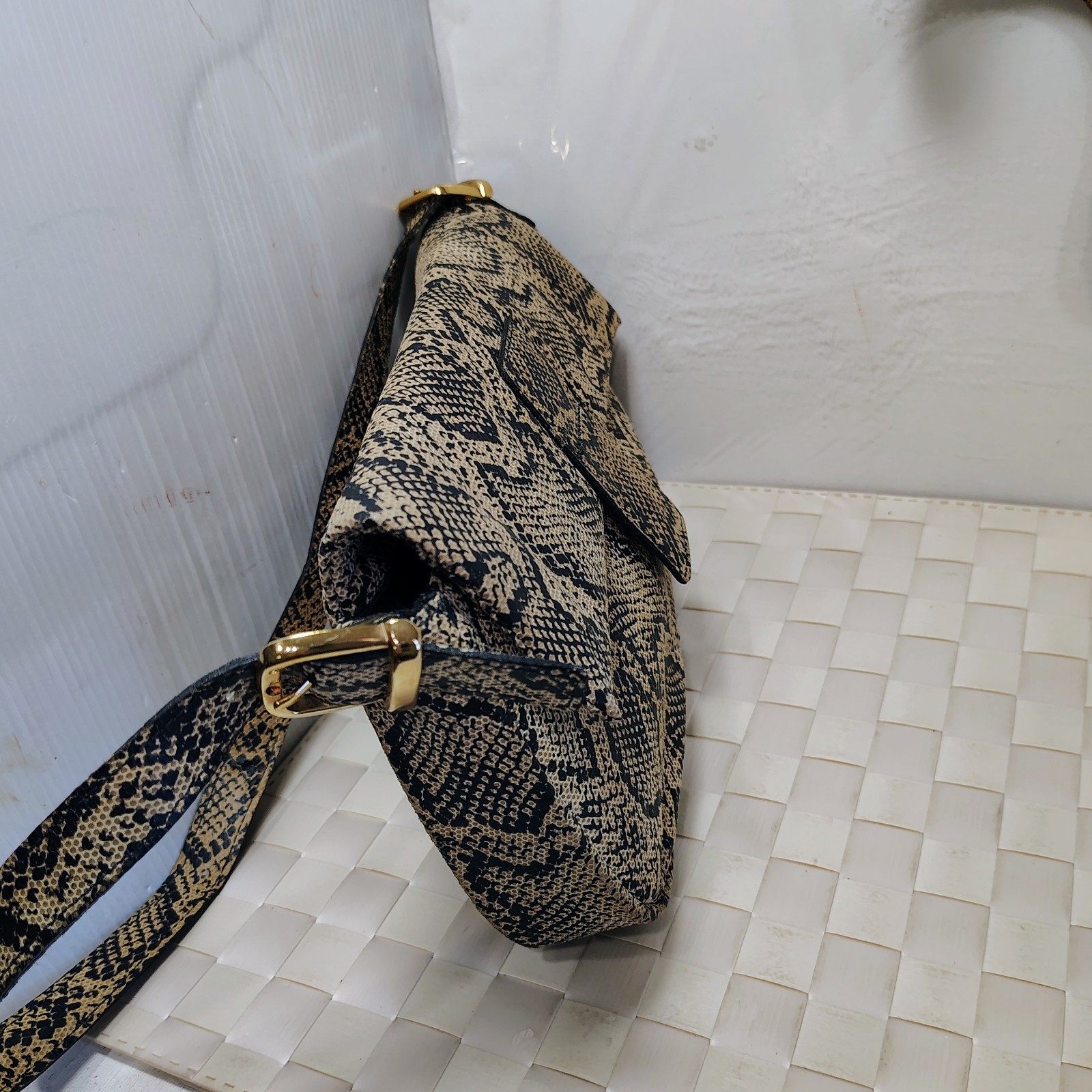 OHH! ASHLEY Leather Snakeskin Print Unique Design Handbag Purse-made in USA