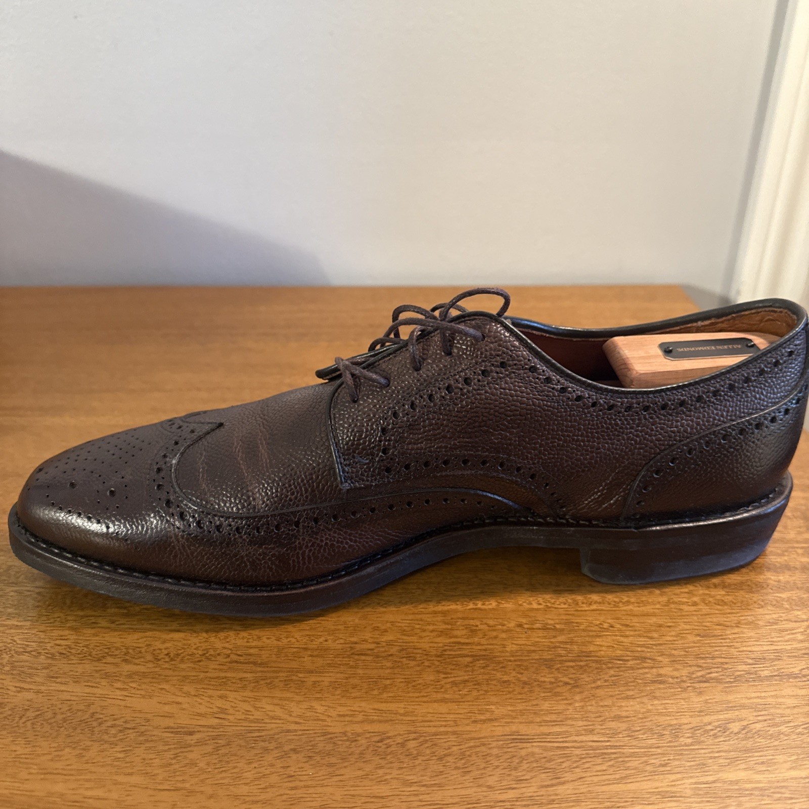 Allen Edmonds Player’s 2.0 Pebbled Brown Wingtip Dress Derby Men’s 12D Dainite