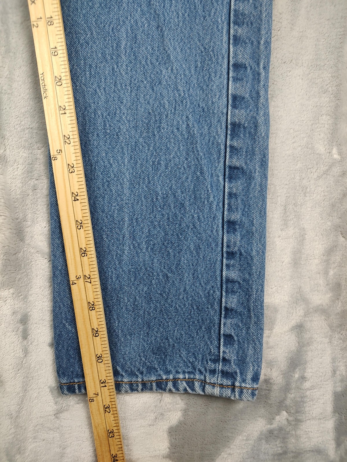 Levis 501 Jeans Mens 34×36 Blue Straight Leg Button Fly Denim Medium Wash